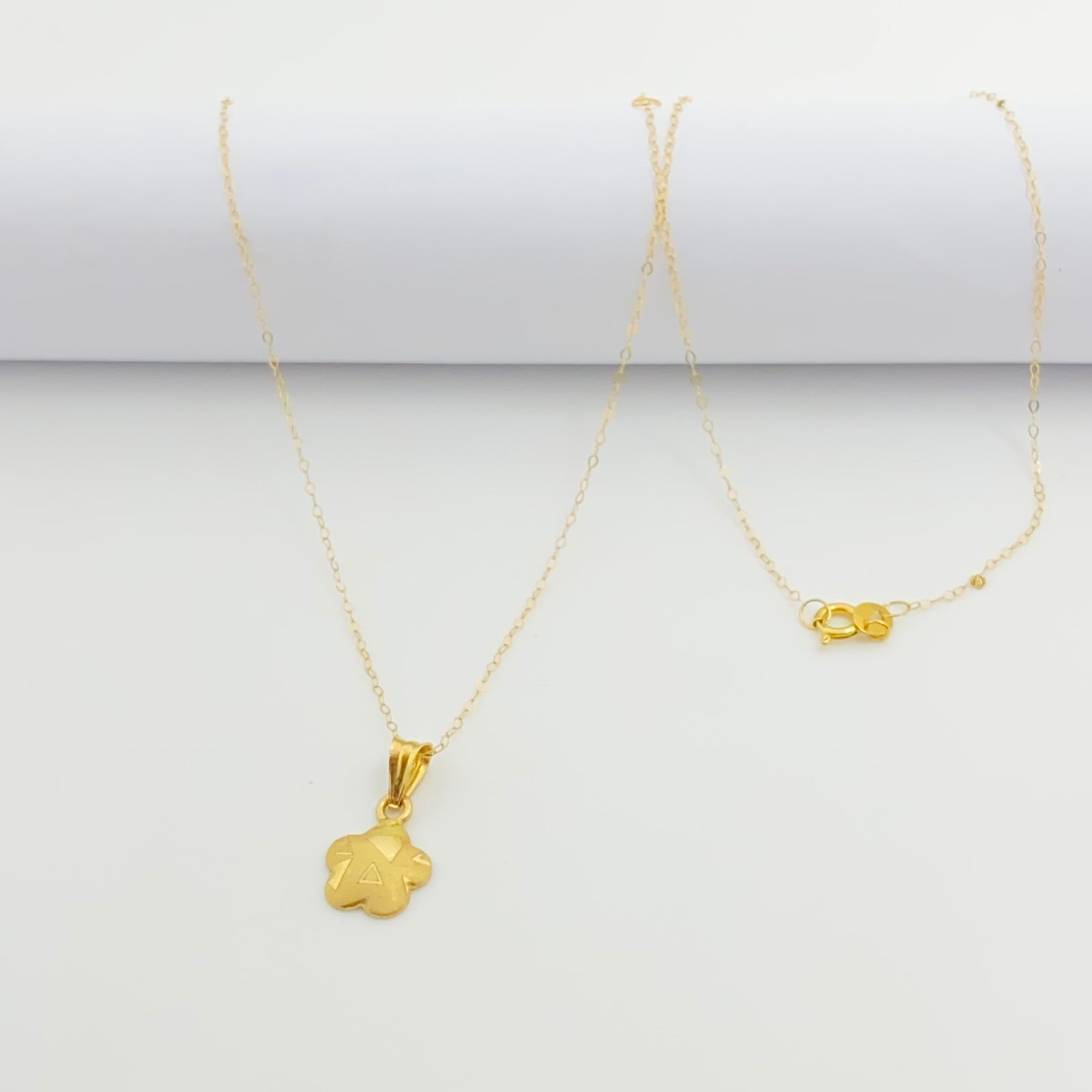 18K Real Gold Flower Necklace V1.0 - 18k Gold Necklace - Embellish Gold