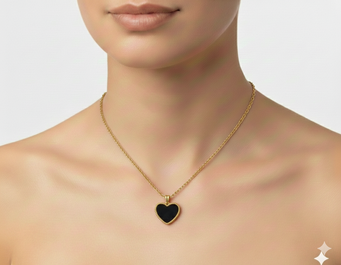 18k Gold Onyx Heart Necklace
