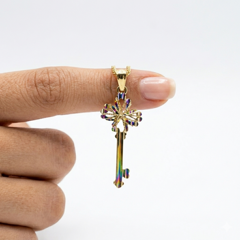 18k Gold 4 Petal Key Pendant - المعلقات  - Embellish Gold Jewelry & Diamond