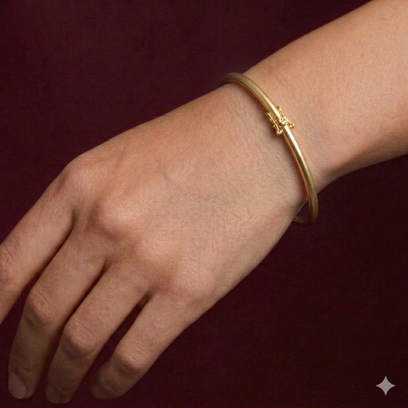 18k Gold Plain Simple Bangle - 18k Gold Bangle - Embellish Gold Jewelry & Diamond