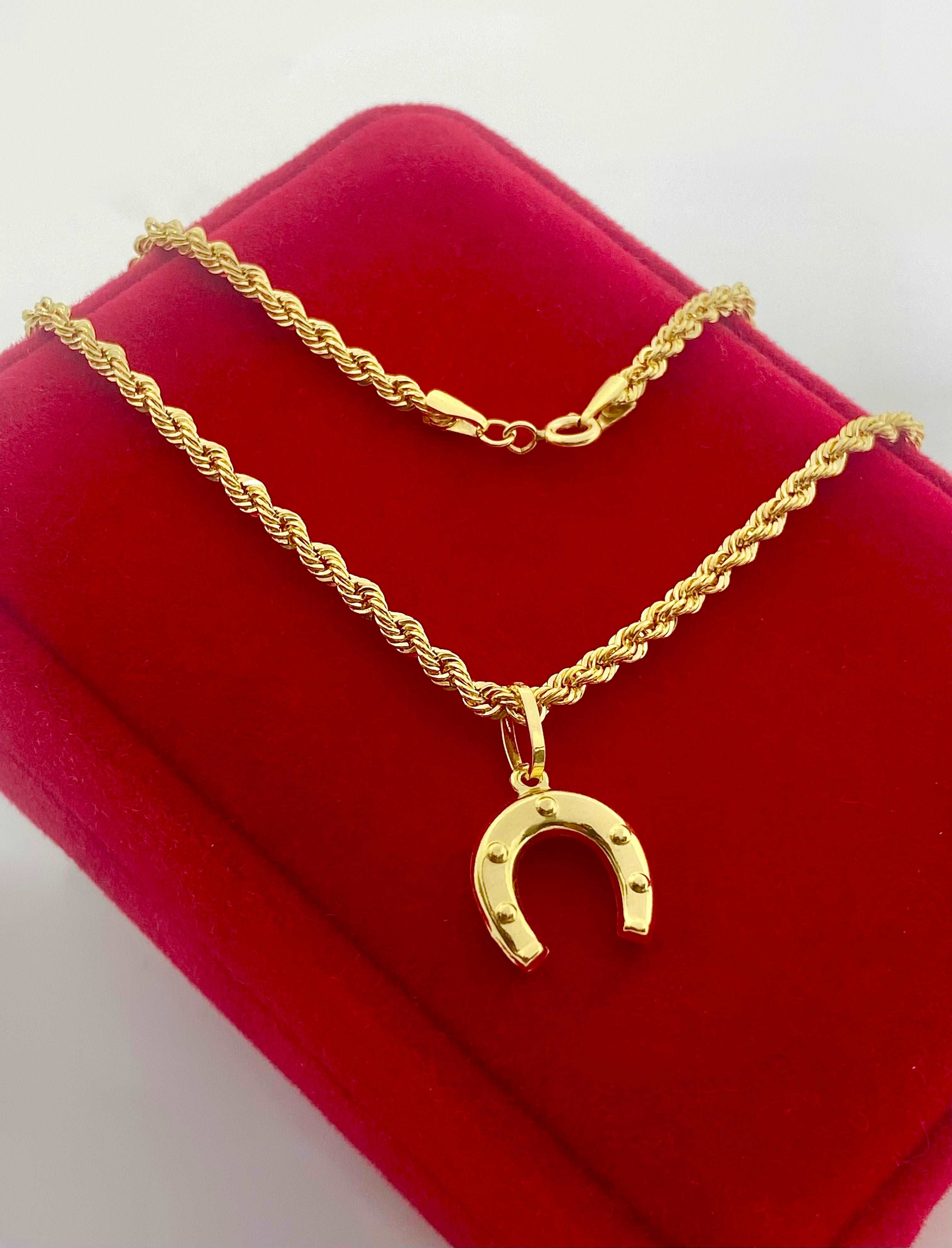 18K Real Gold Horseshoe Necklace - Embellish Gold