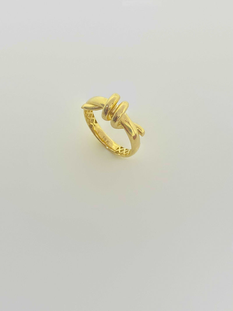 خاتم تصميم ملتوي من الذهب الحقيقي عيار 18 قيراط - خواتم  - Embellish Gold