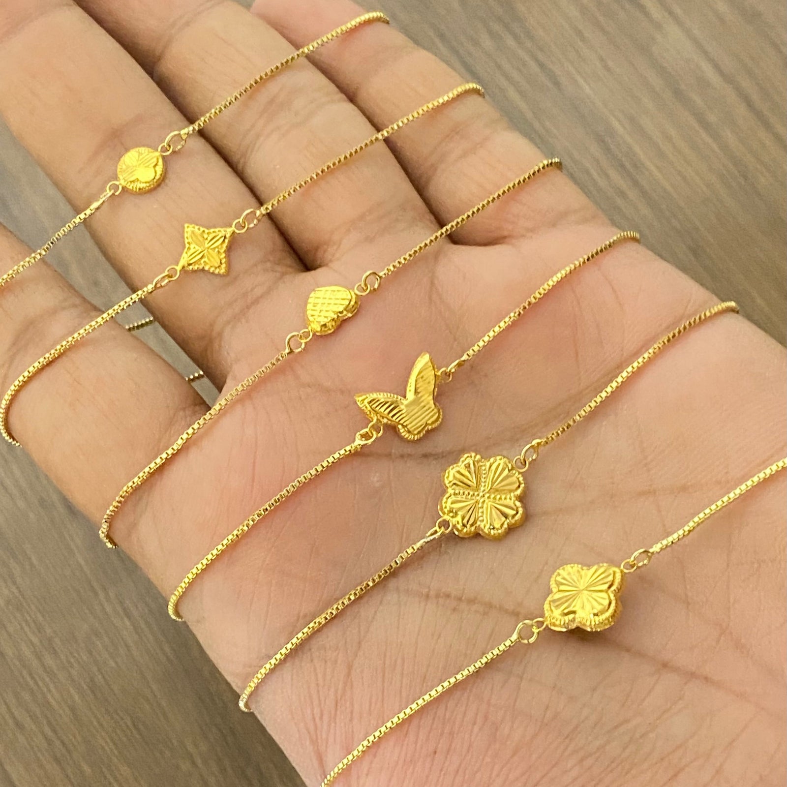 Flower bracelet 18K Gold Pendant With 18K Gold Plated Chains - Gold Bracelets - Embellish Gold Jewelry & Diamond
