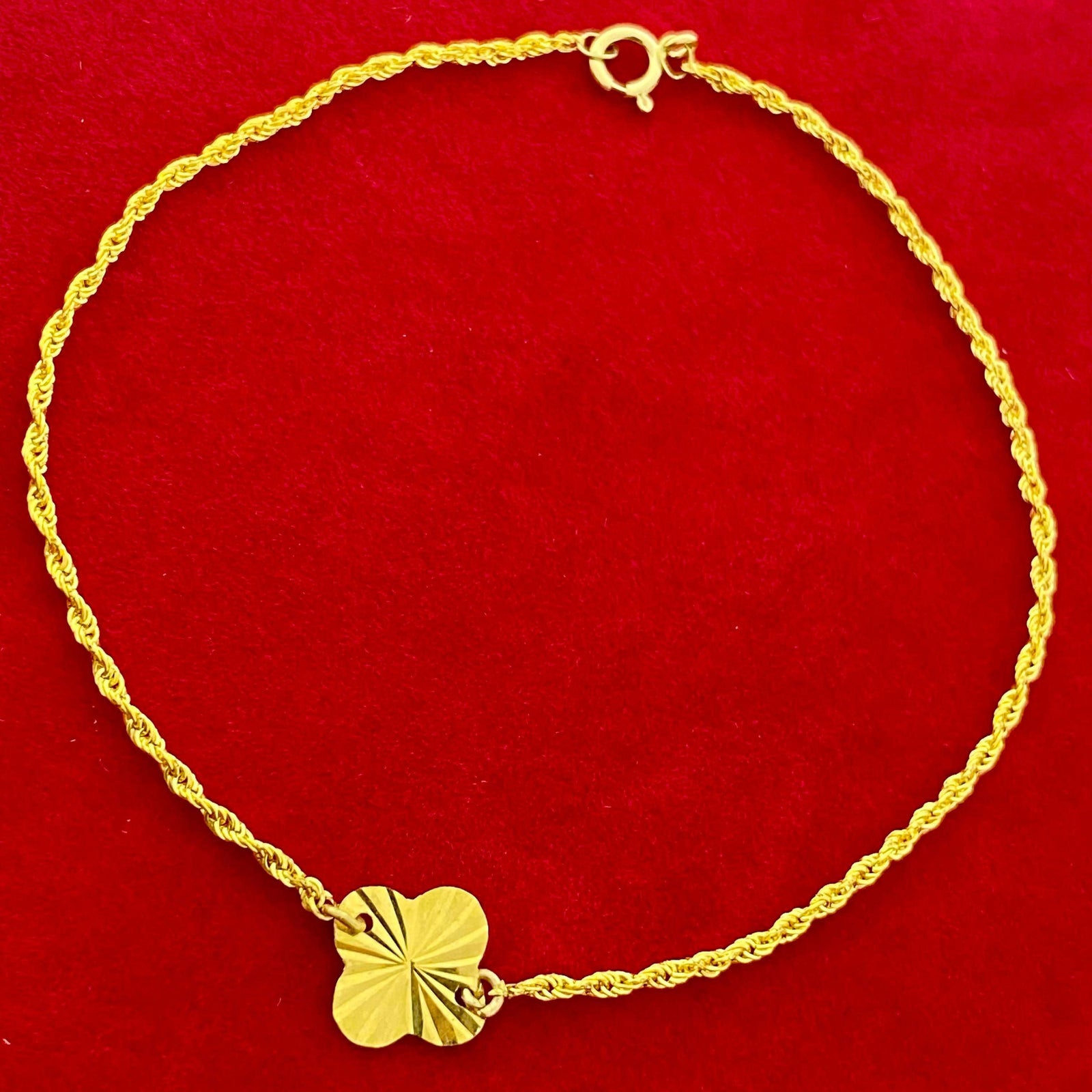 فص من الذهب الحقيقي عيار 18 قيراط مع سوار سلسلة حبل - إطلاق جديد - Embellish Gold