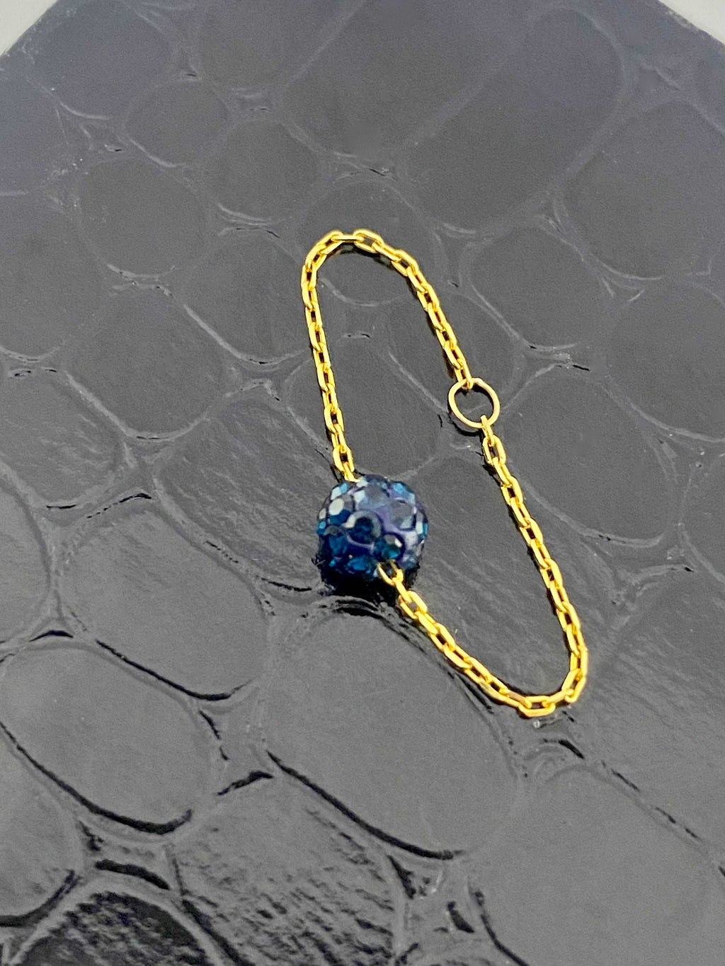 18K Gold Navy Blue Swarovski Chain Ring - Embellish Gold