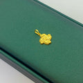 18k Gold Flower Curvy Pendant