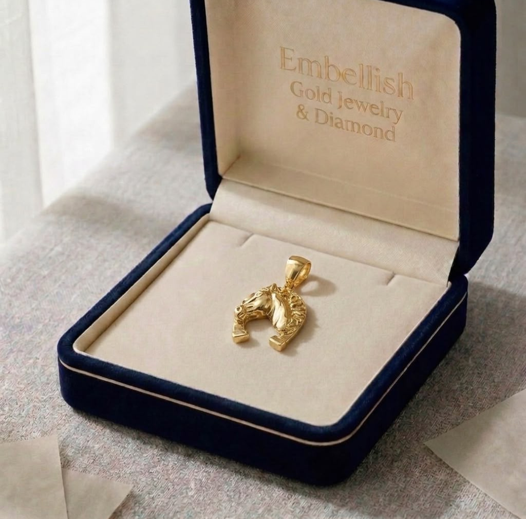18k Gold Horse Shoe Inspired Pendant - مجموعة إعلانية - Embellish Gold Jewelry & Diamond