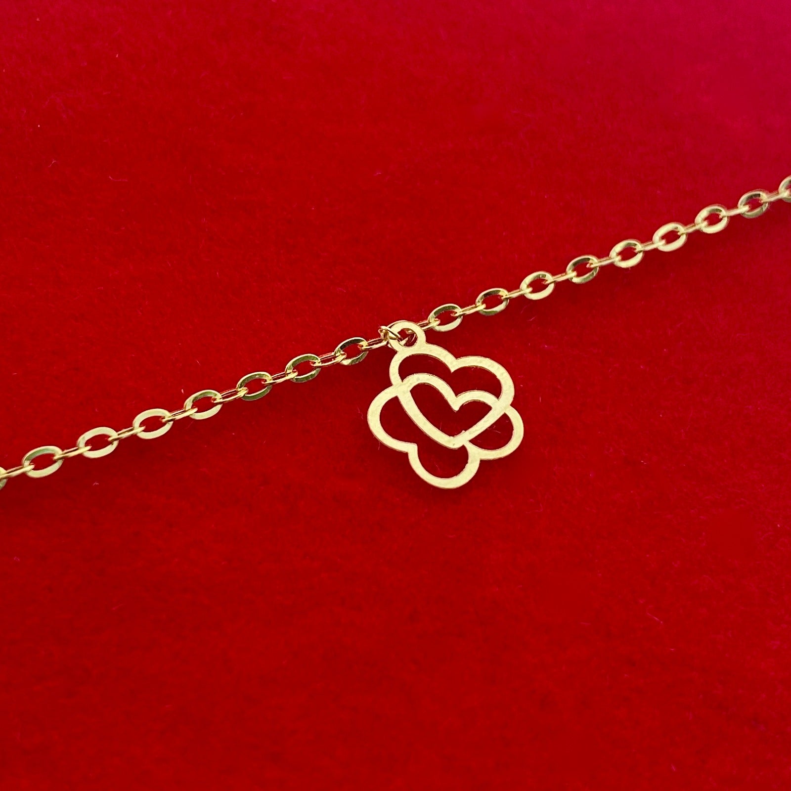 18K Real Gold Heart With 5 Flower Bracelet - Embellish Gold