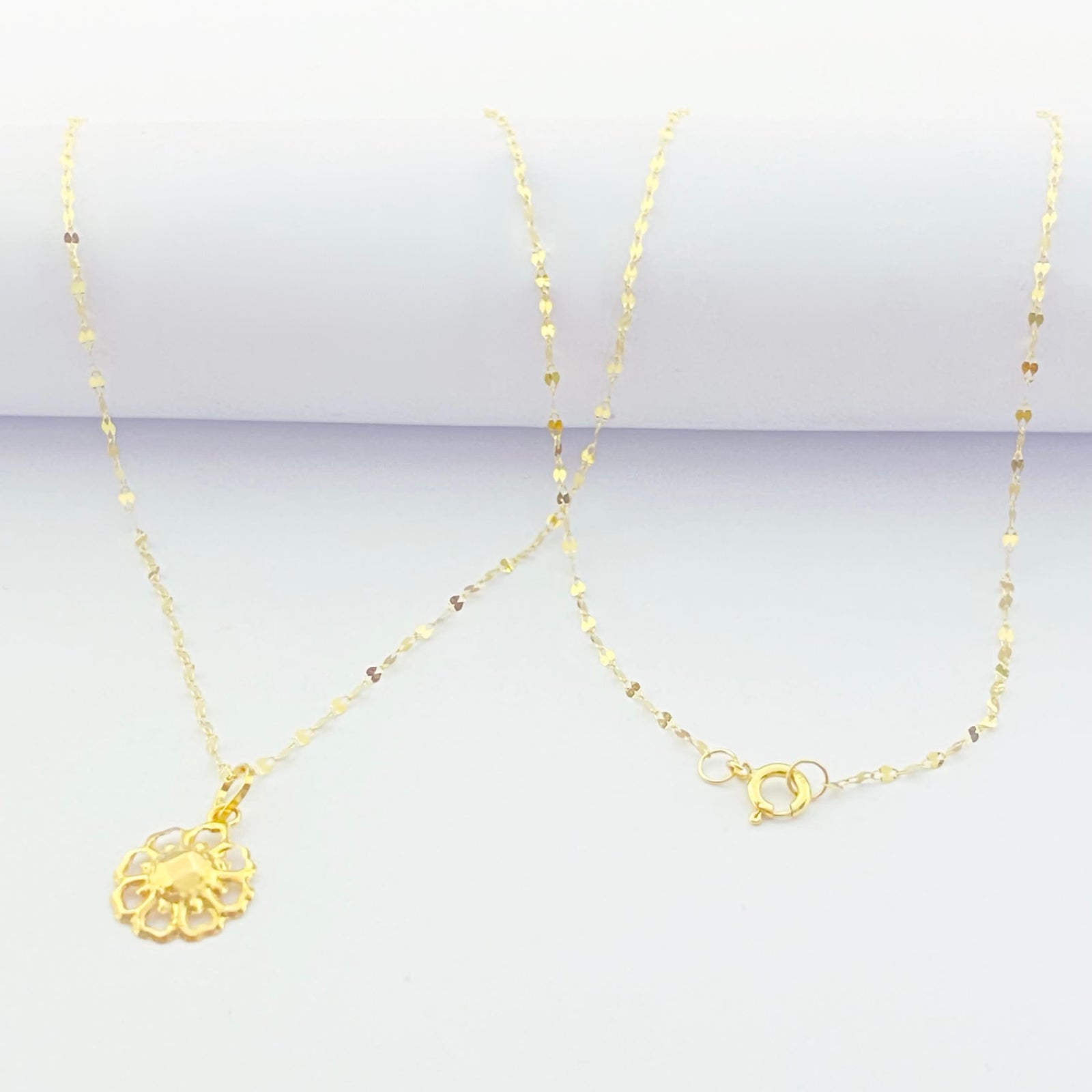 18K Real Gold Spot Flower Necklace - 18k Gold Necklace - Embellish Gold