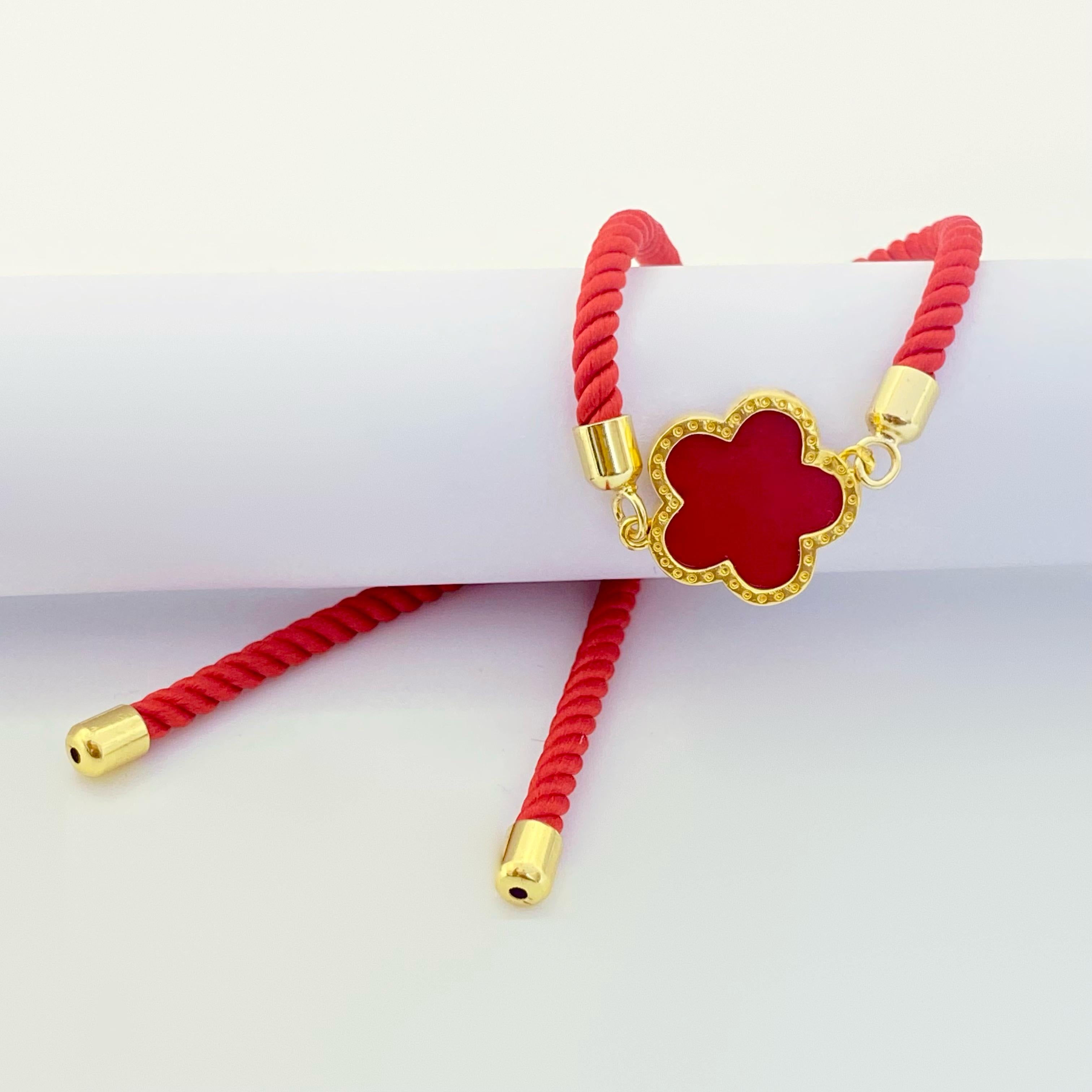 Red Star Thread Bracelet - Embellish Gold