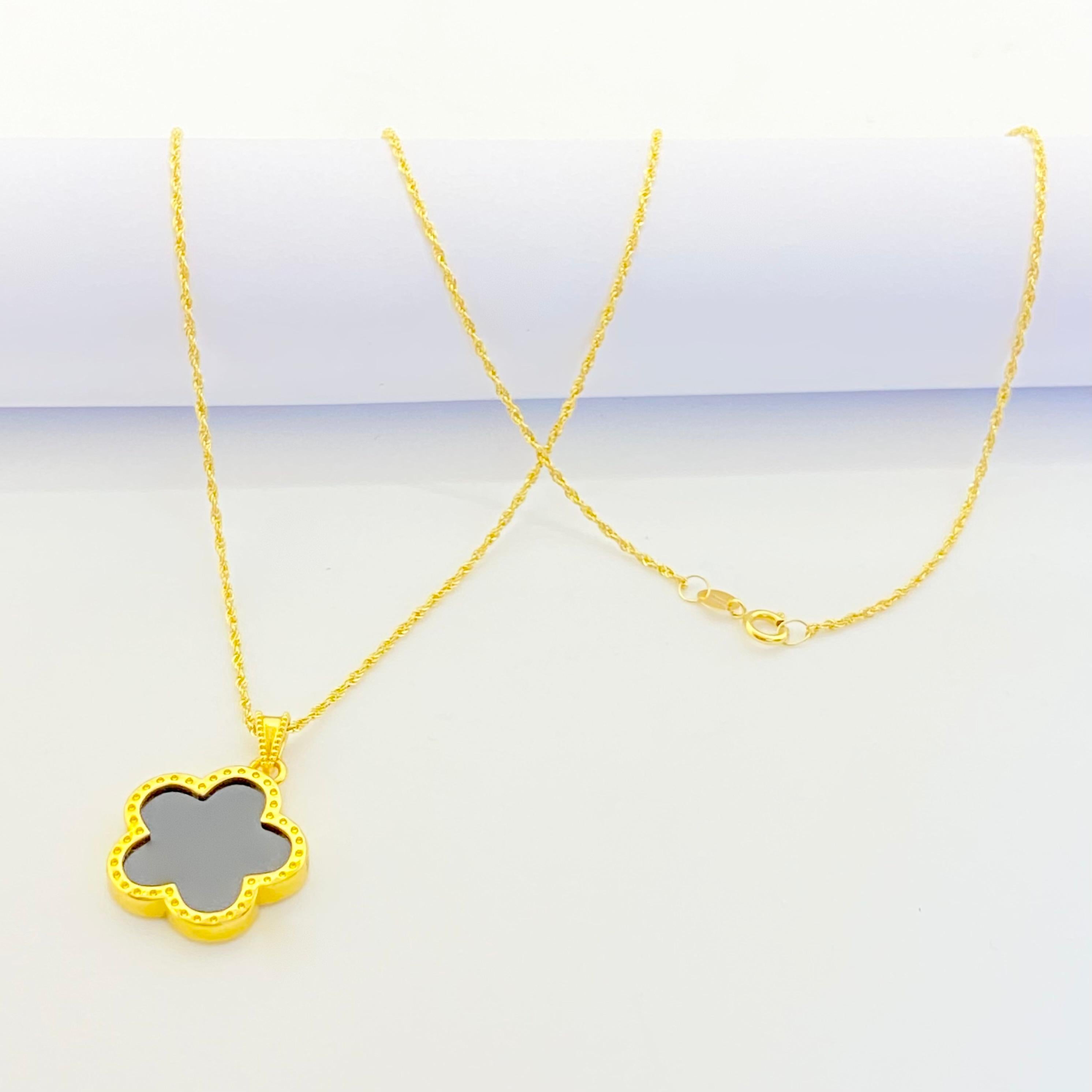 Black Star Necklace - Embellish Gold