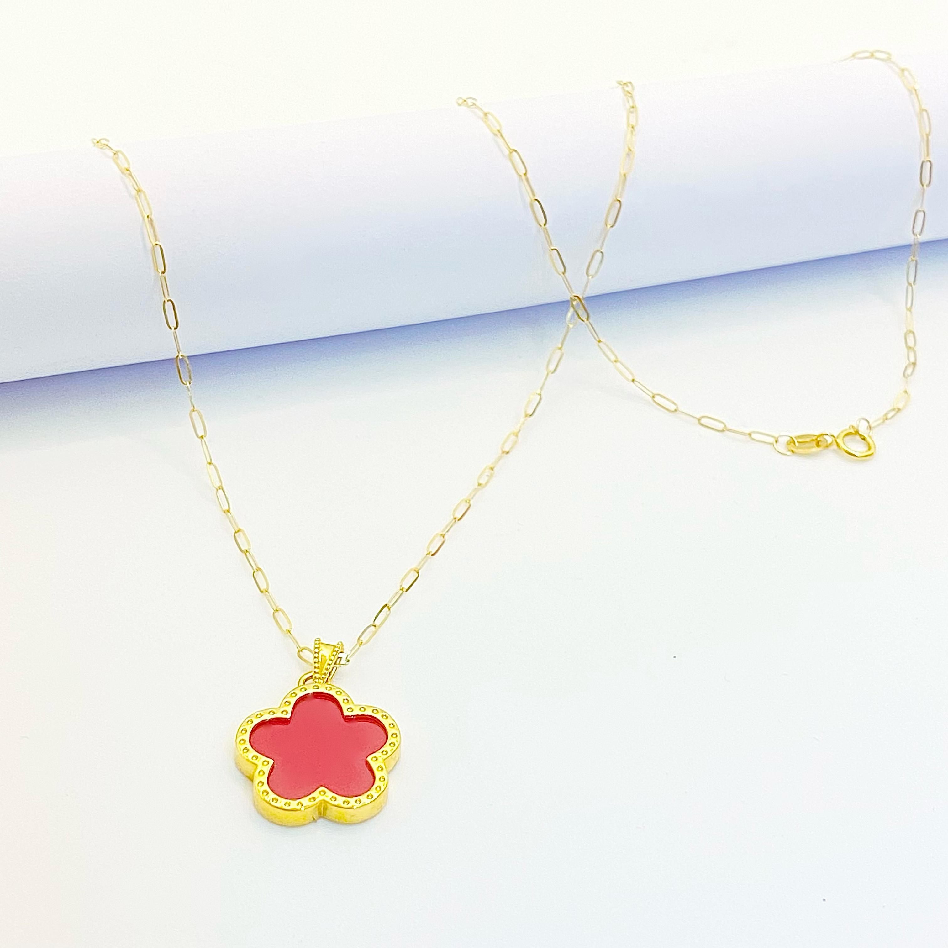 Red Star Necklace - Embellish Gold