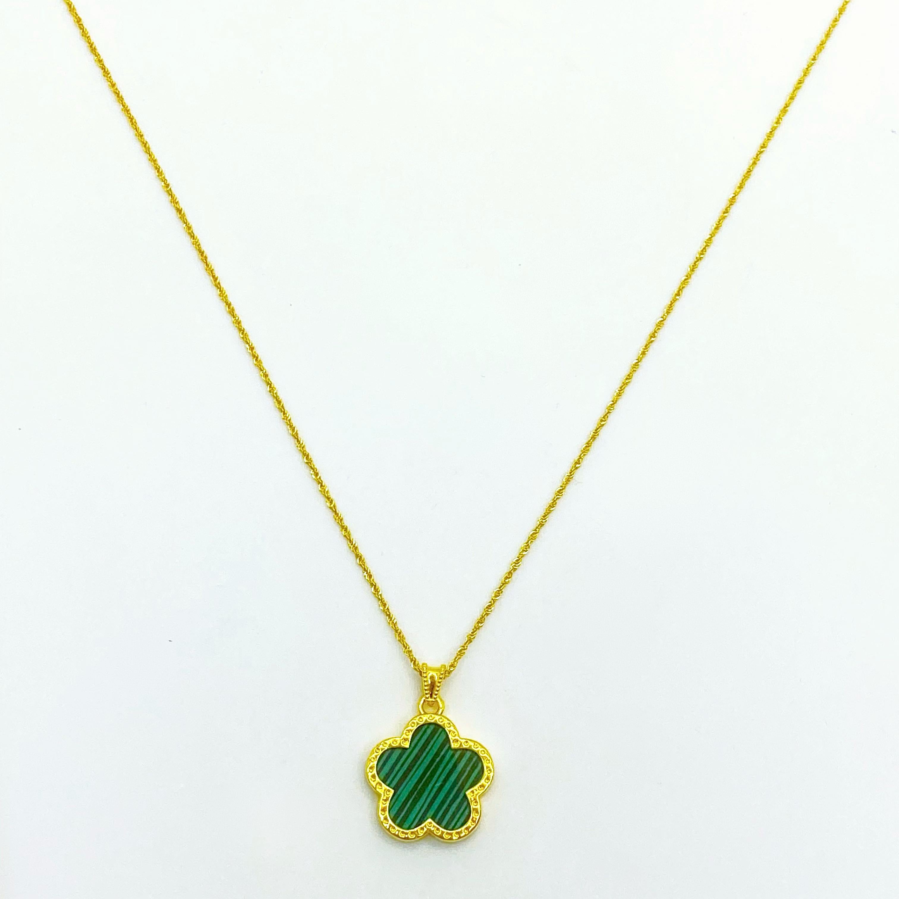 Green Star Necklace - Embellish Gold