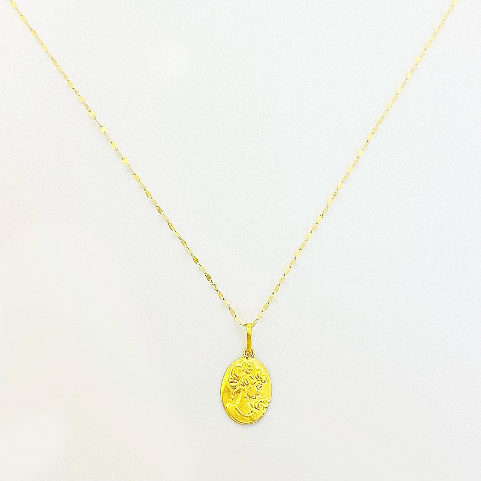 18k Gold Mother's Love Jewelry Set - مجموعة احتفالية - Embellish Gold
