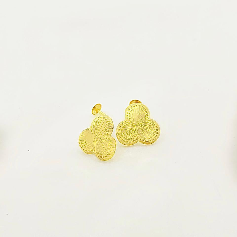 18k Gold Three Petals Screw Earrings