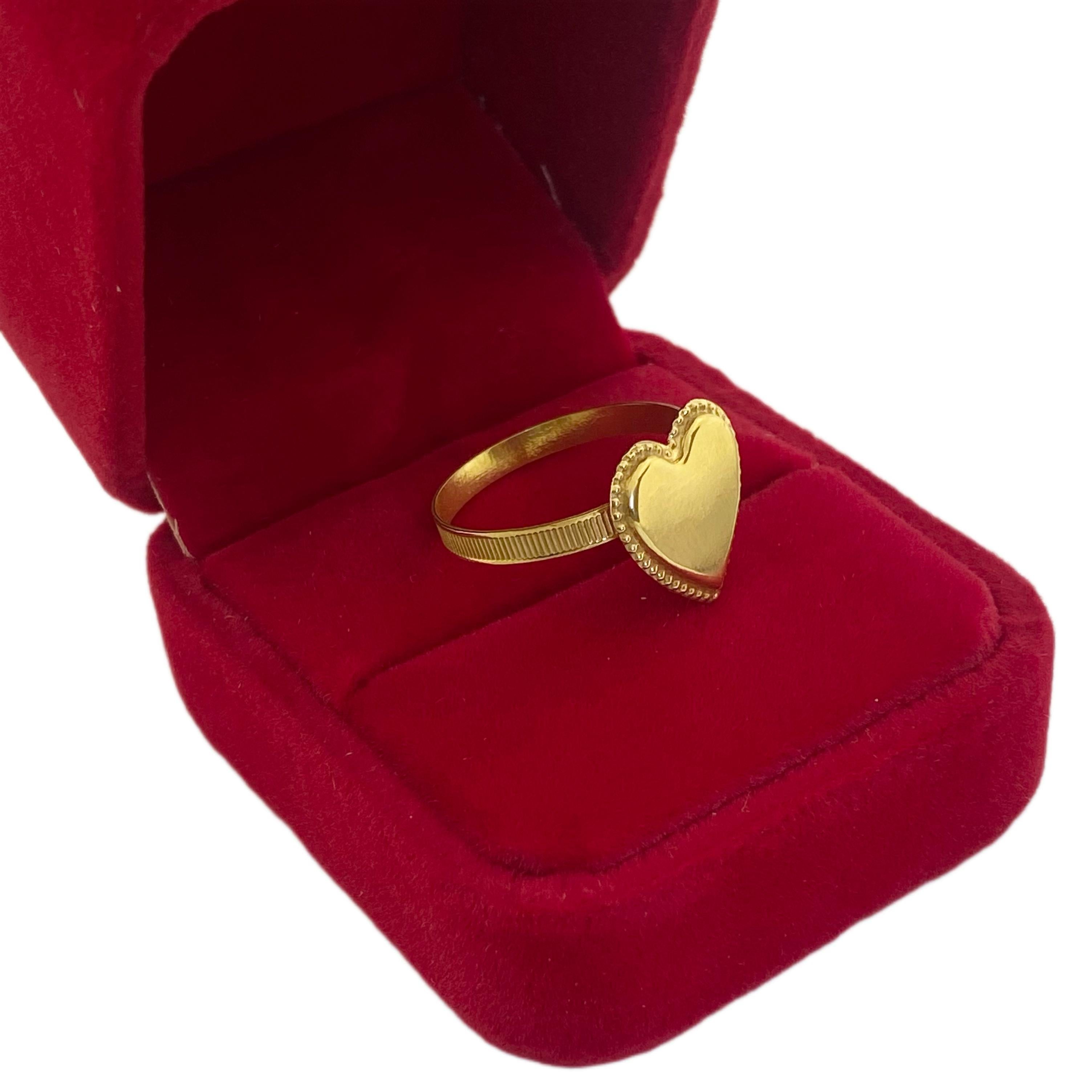 18k Gold Big Heart Ring