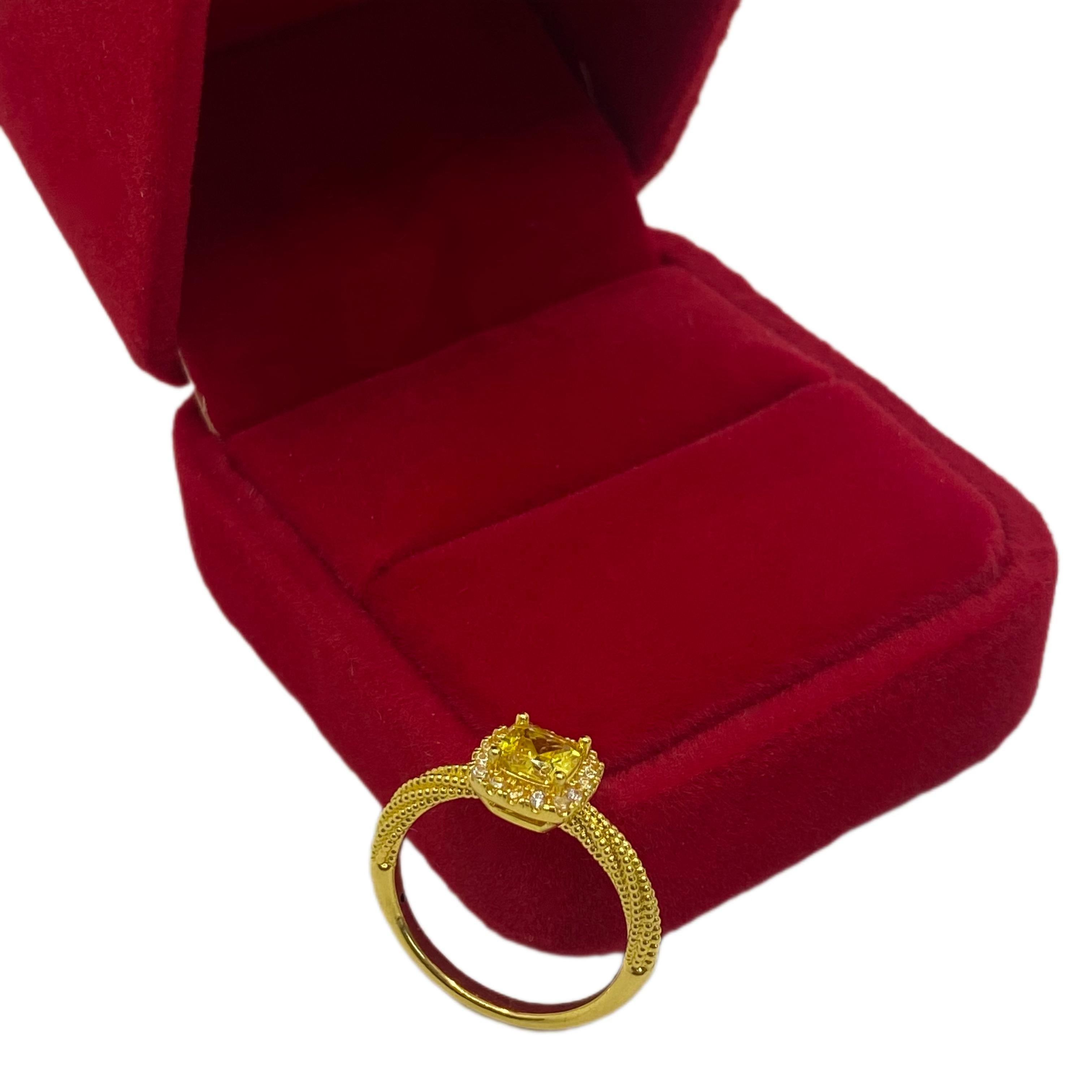 18k Gold Super Light Hallow Sugar Cube Ring