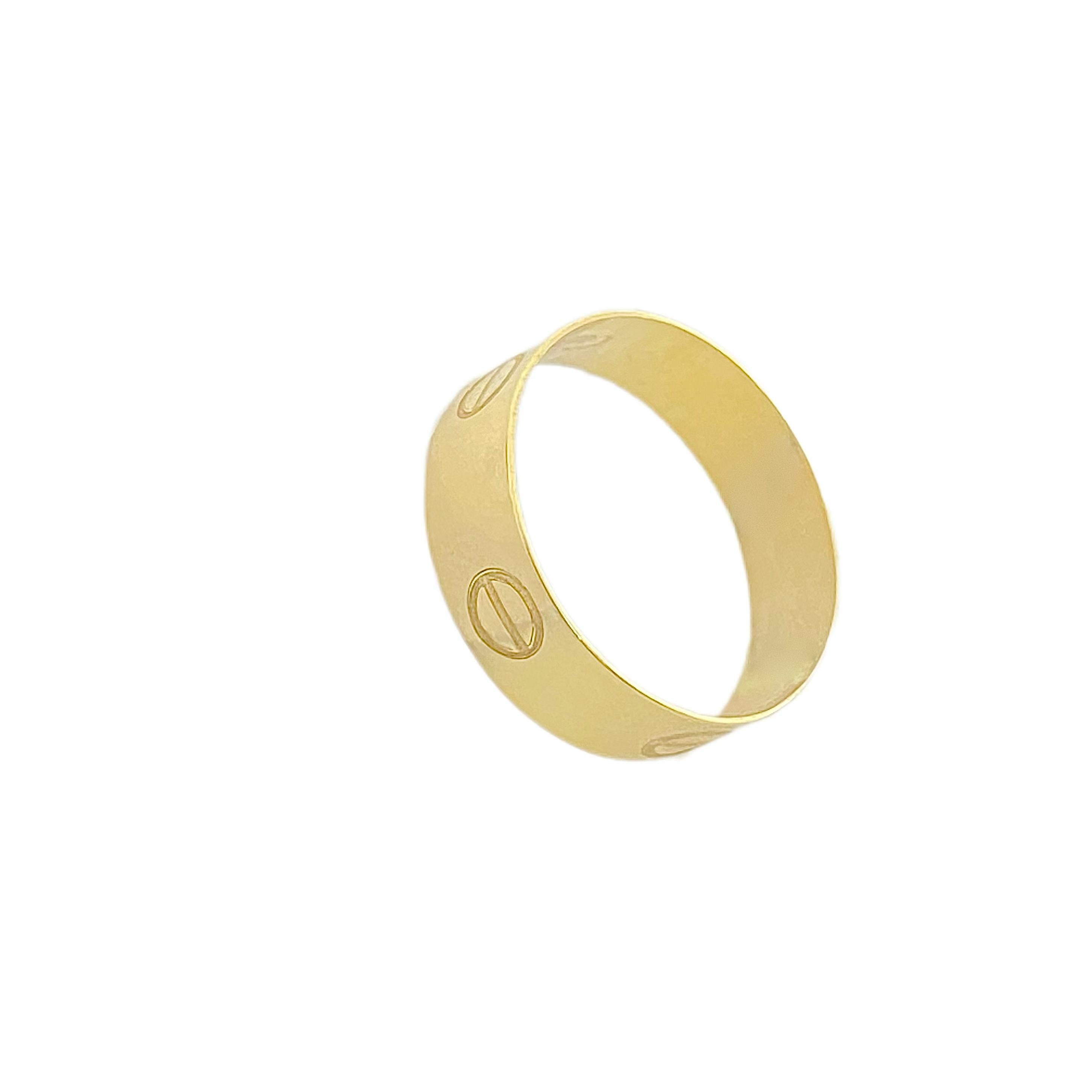 18k Gold Button Ring