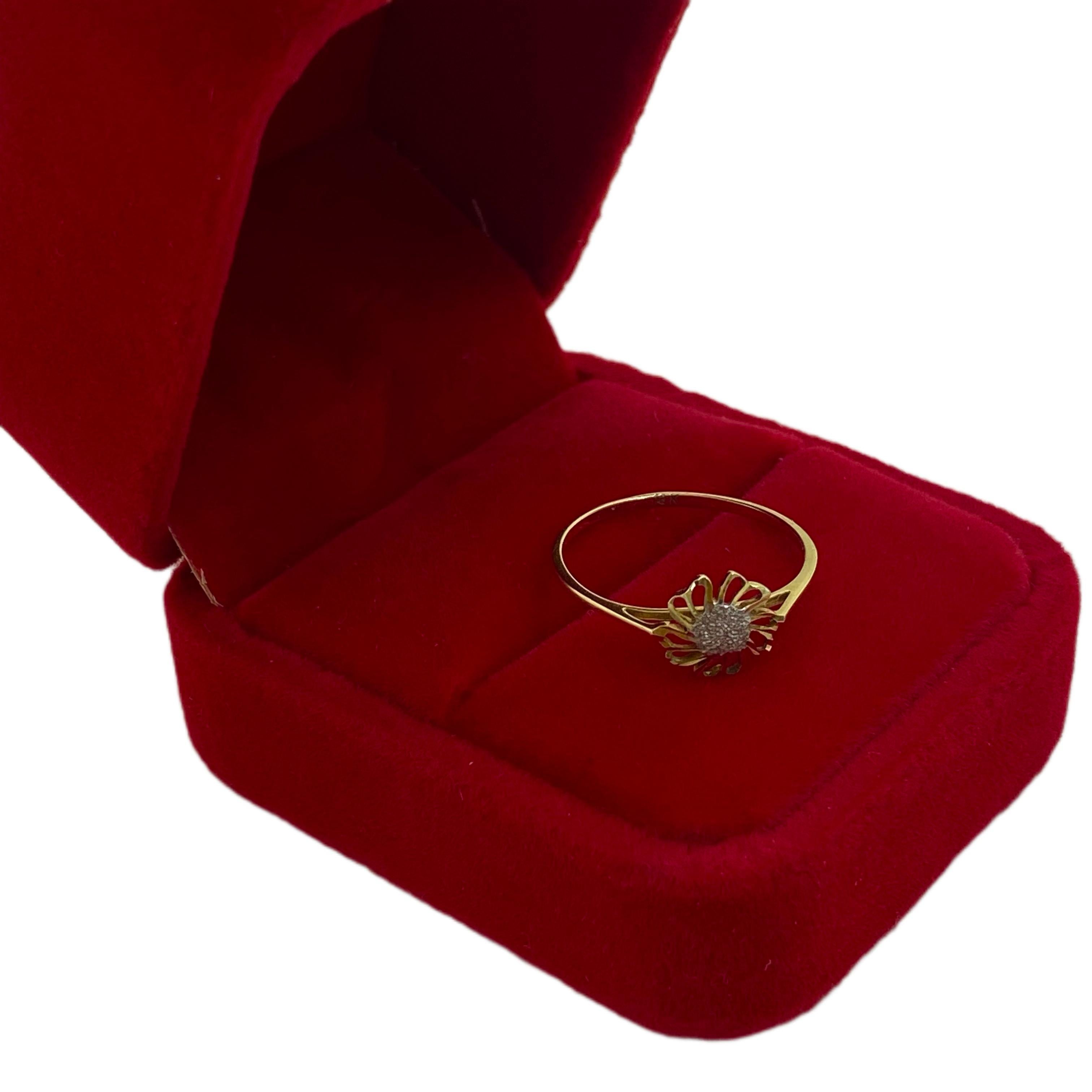 18k Gold White Matt Flower Ring