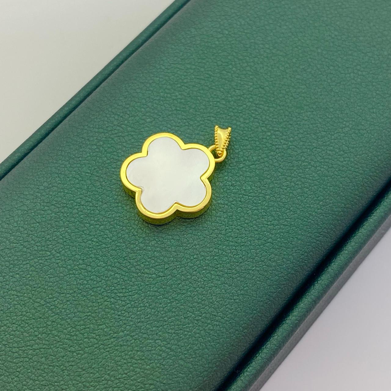 18k Gold 5 Start Pendant