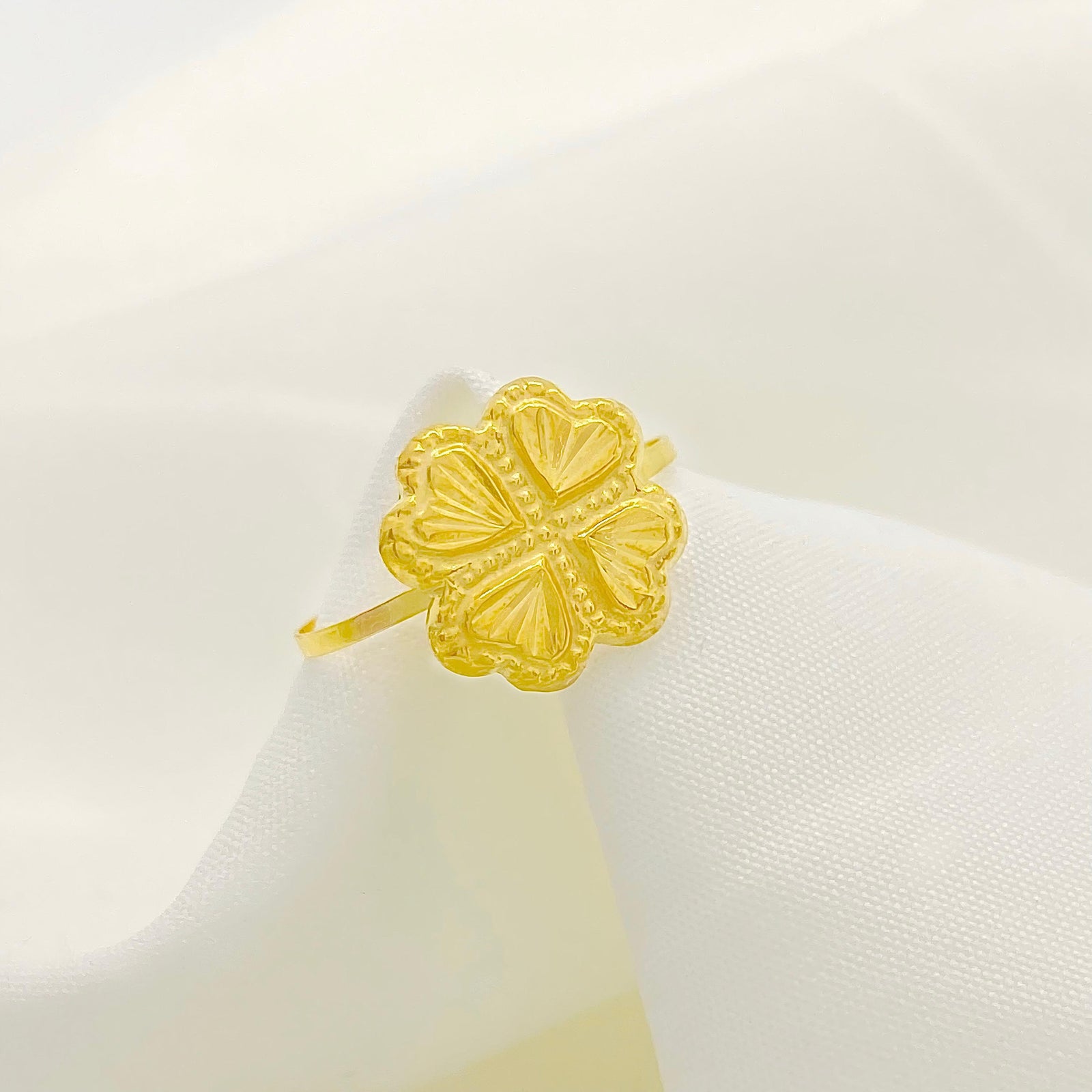 18k Gold 4 Heart Flower Ring - 18k Gold Ring - Embellish Gold