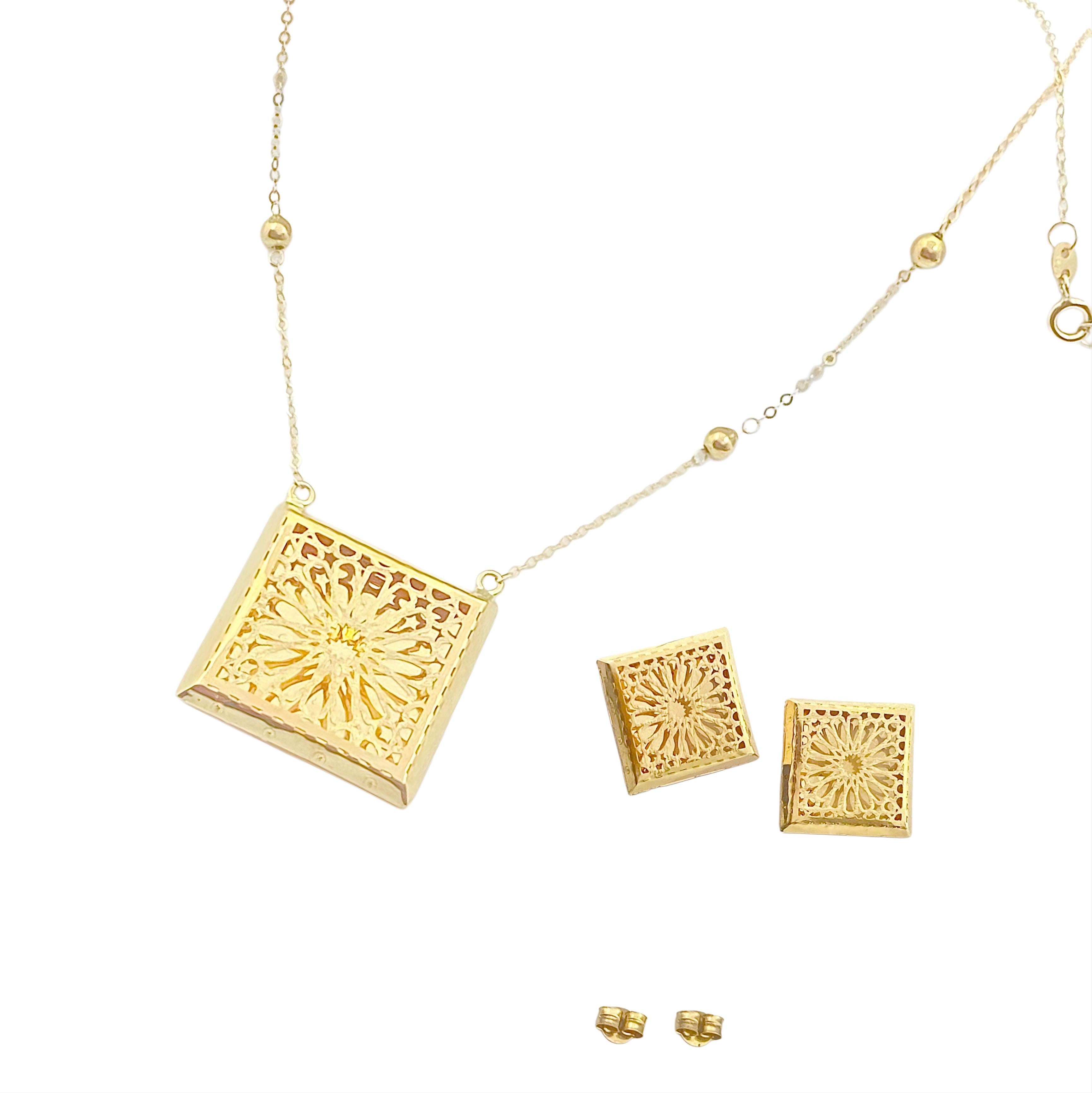 18k Gold Arabic Style Set