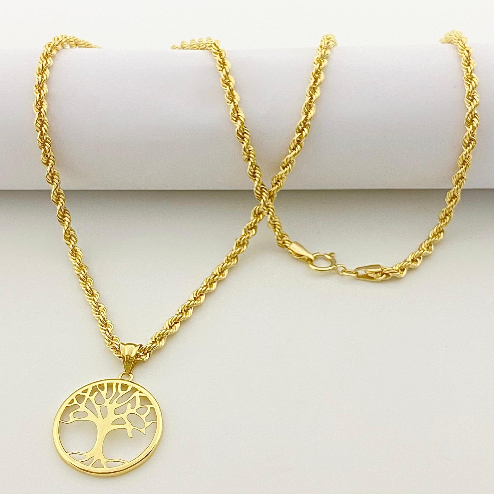 18k Gold Round Tree of Life Necklace - 18k Gold Necklace - Embellish Gold