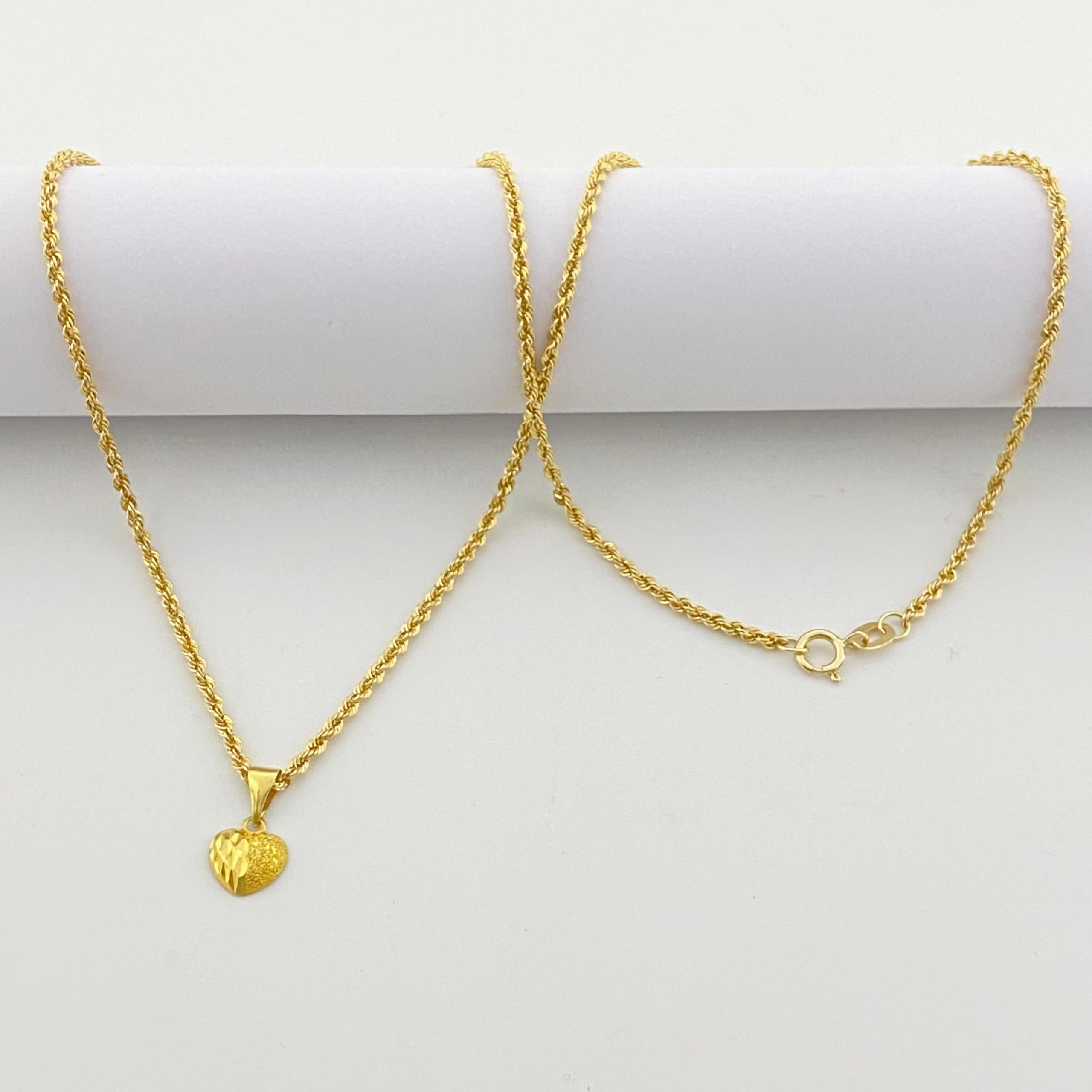18k Gold Courage Necklace