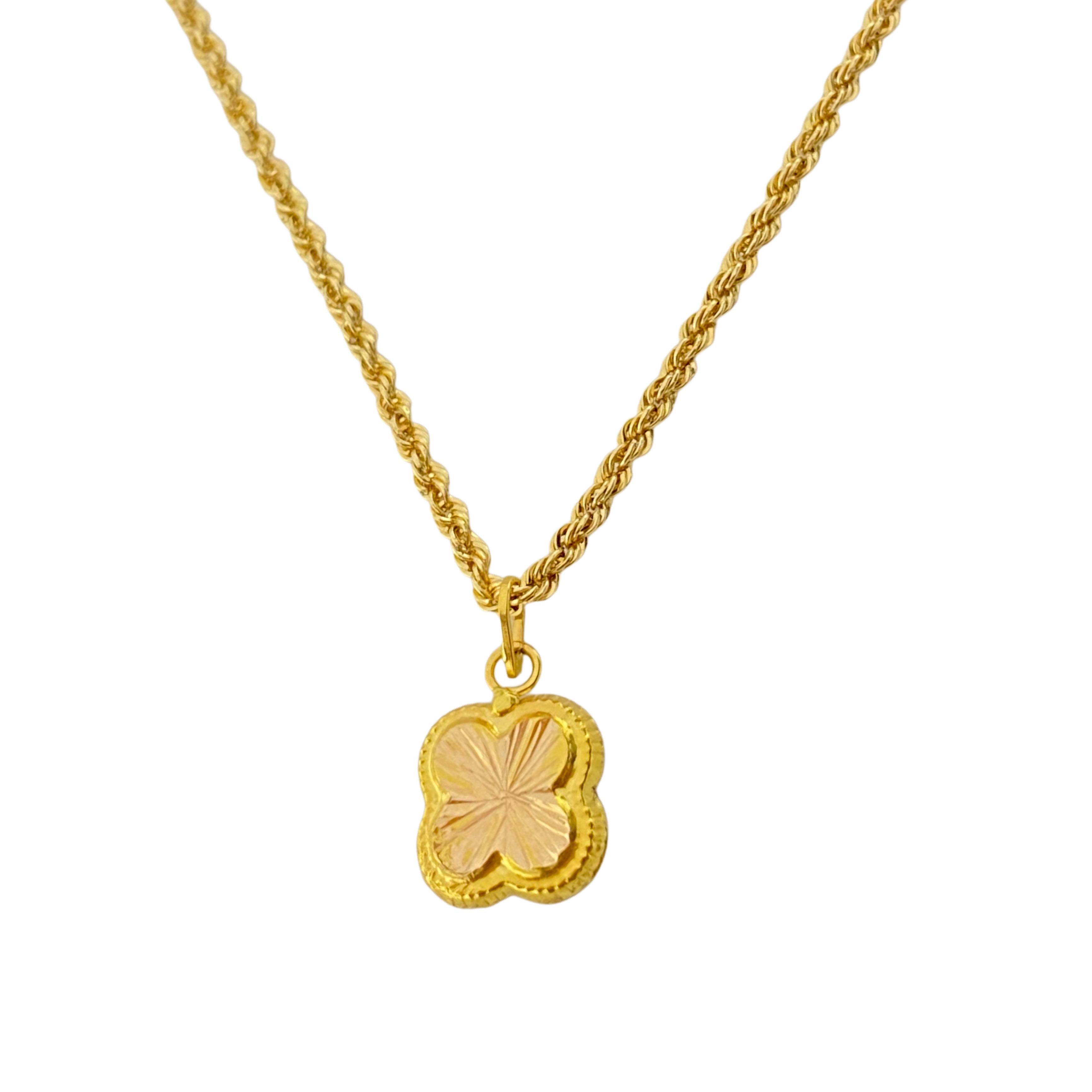 18k Gold Clover Necklace