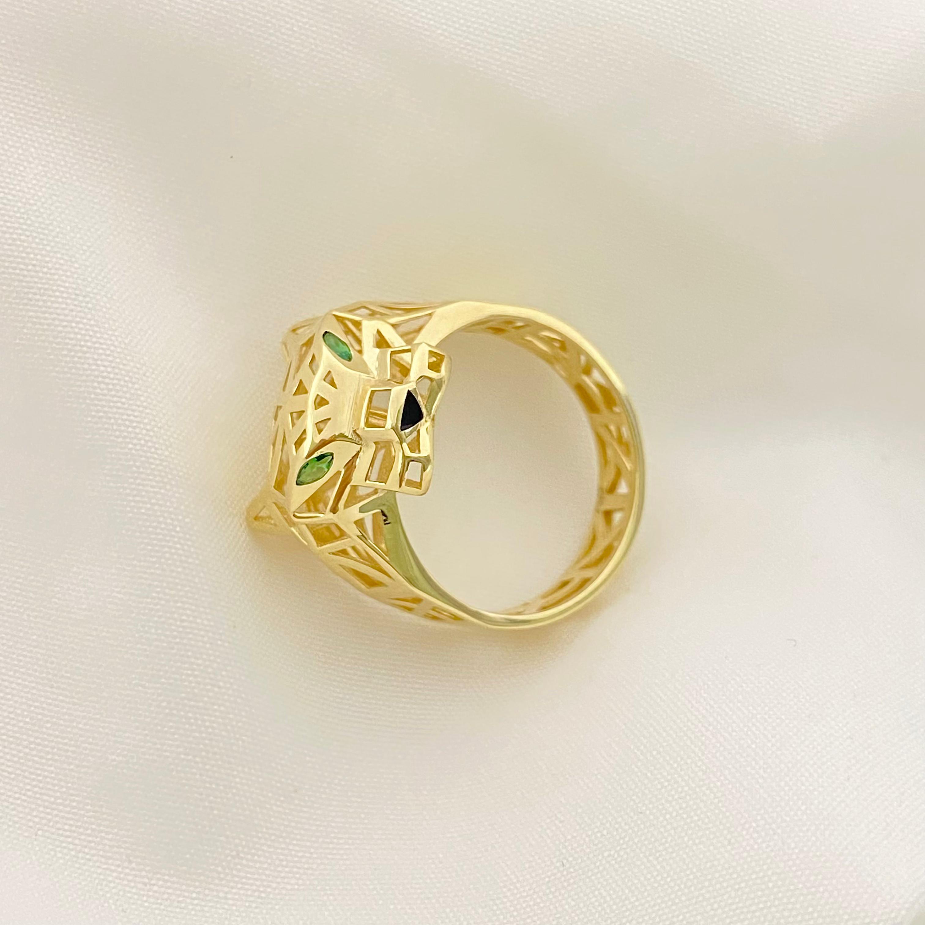 18k Gold Animal Inspired Maze RIng