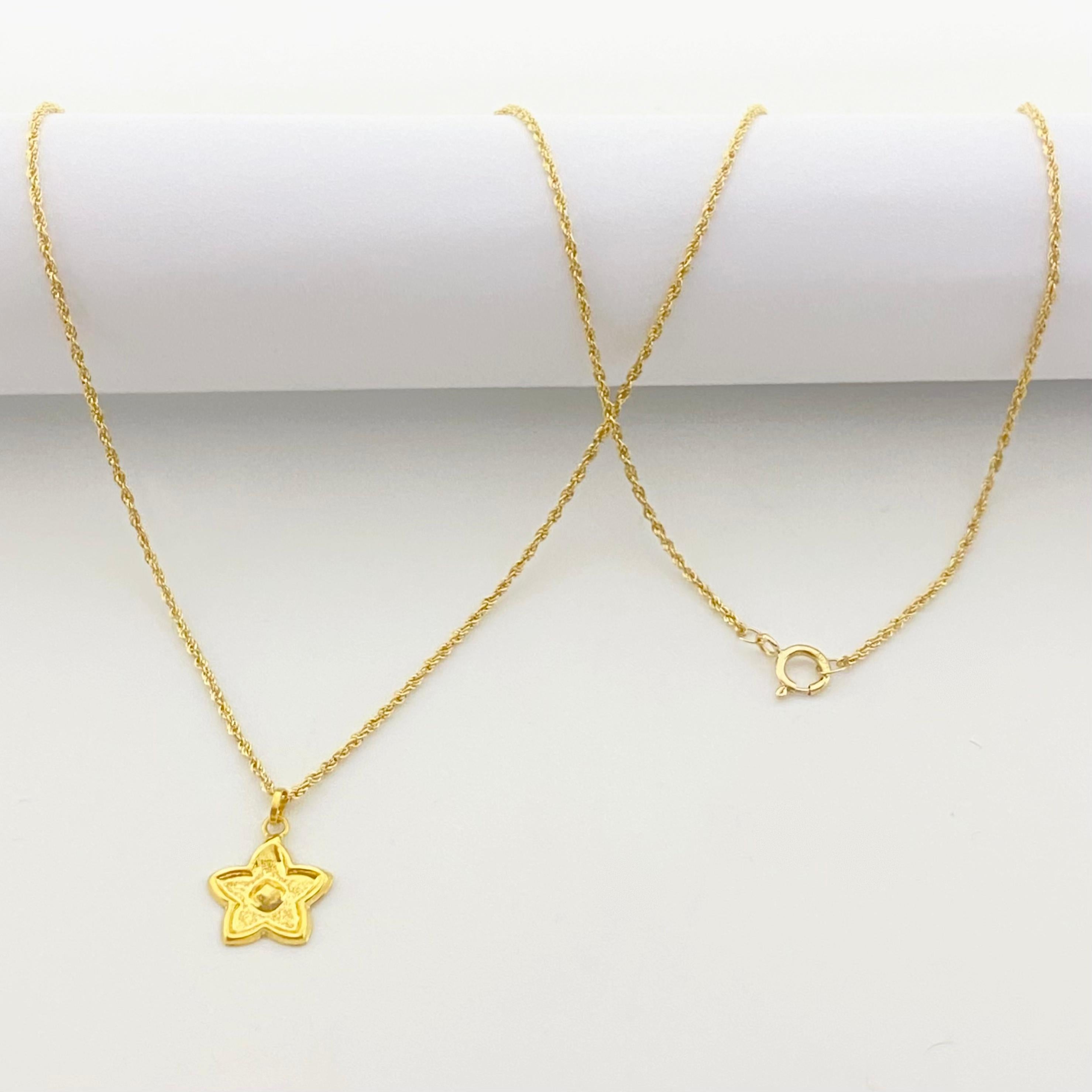 18k Gold Star Dot Necklace