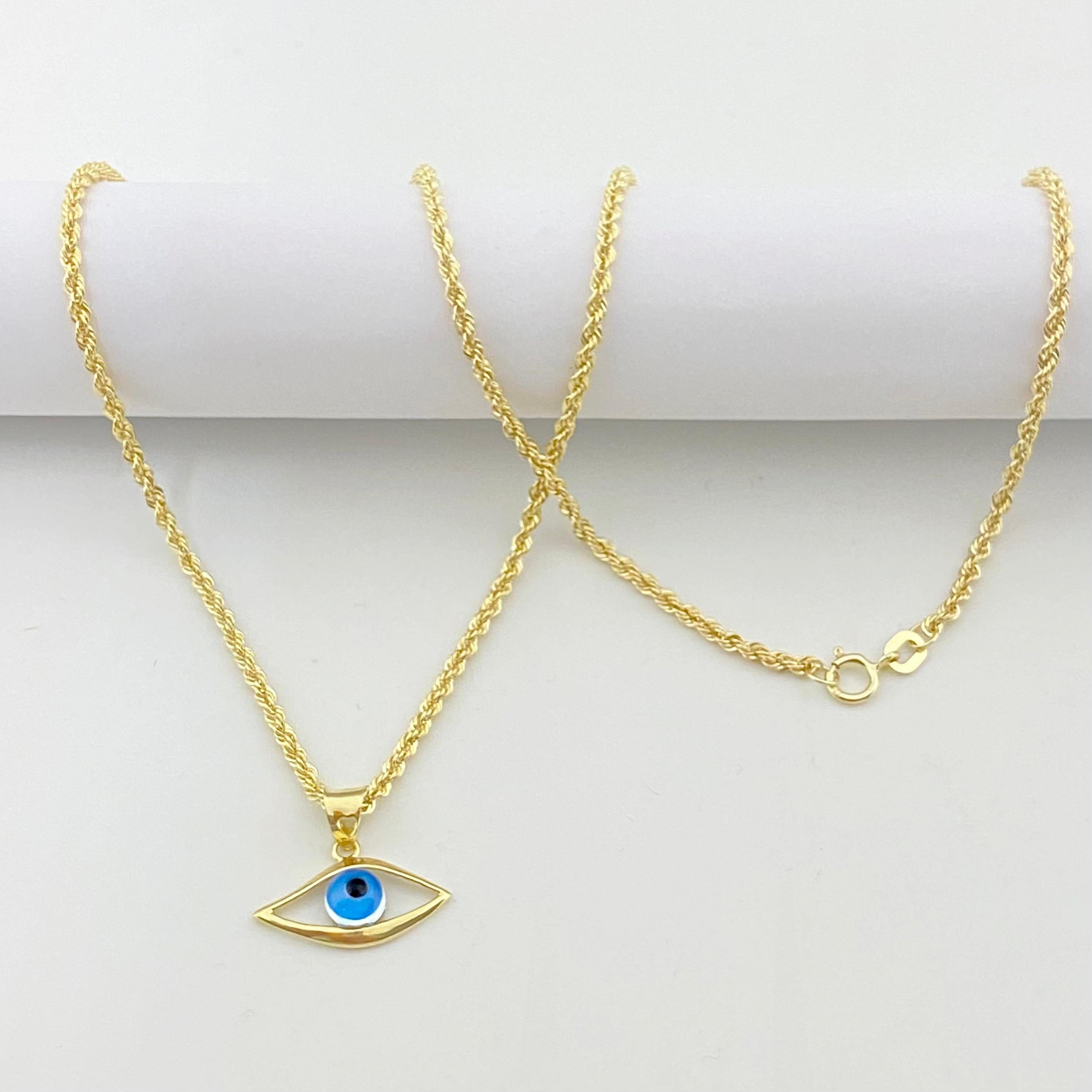 18k Gold Plain Amulet Necklace