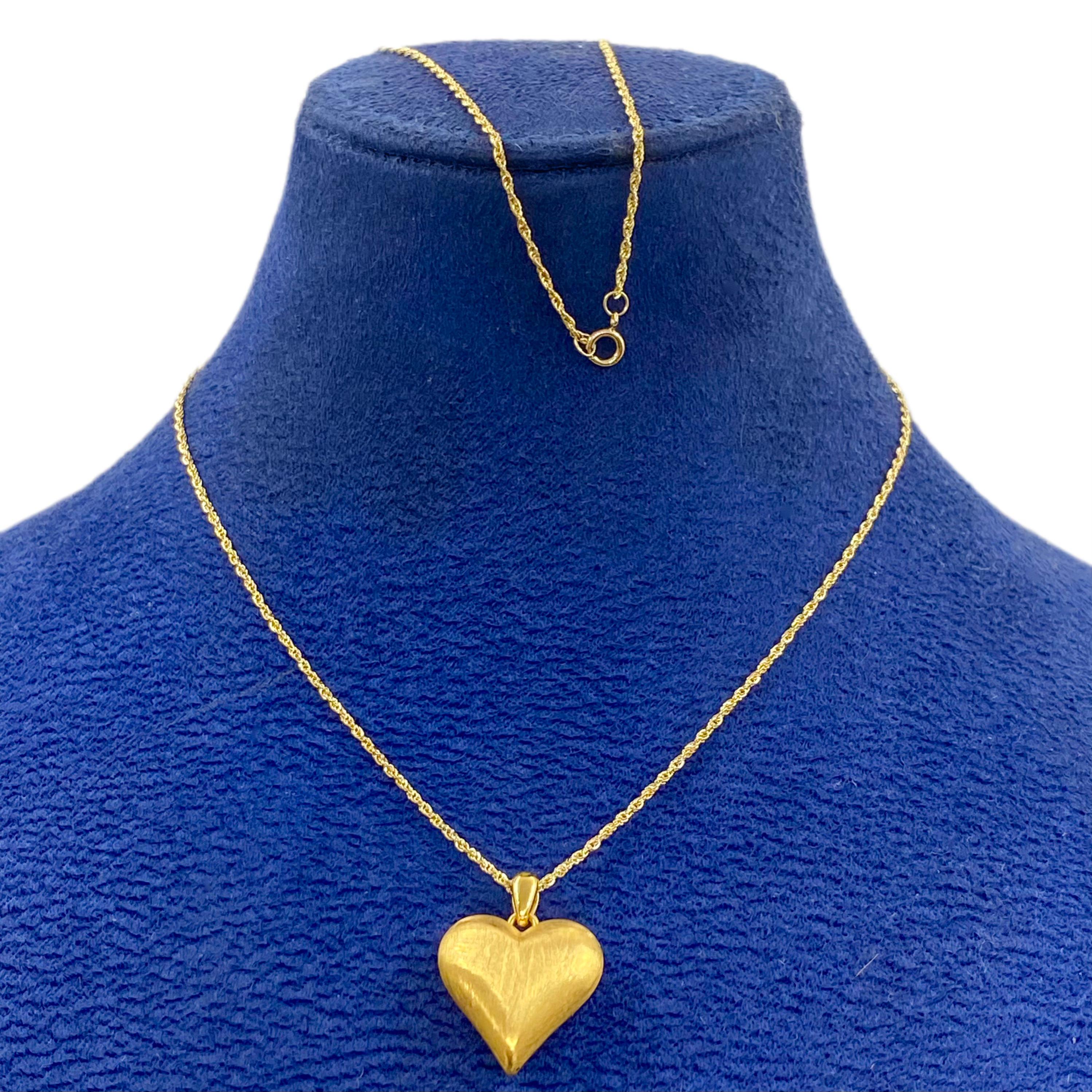 18k Gold Ivana Heart Necklace