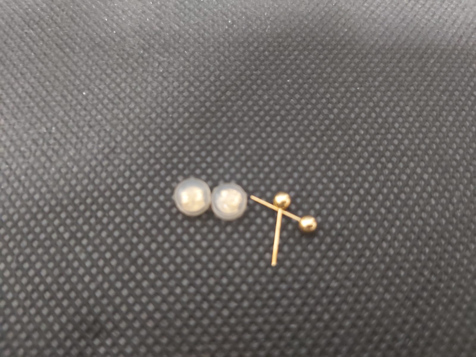 18k Gold Small Stud Earrings