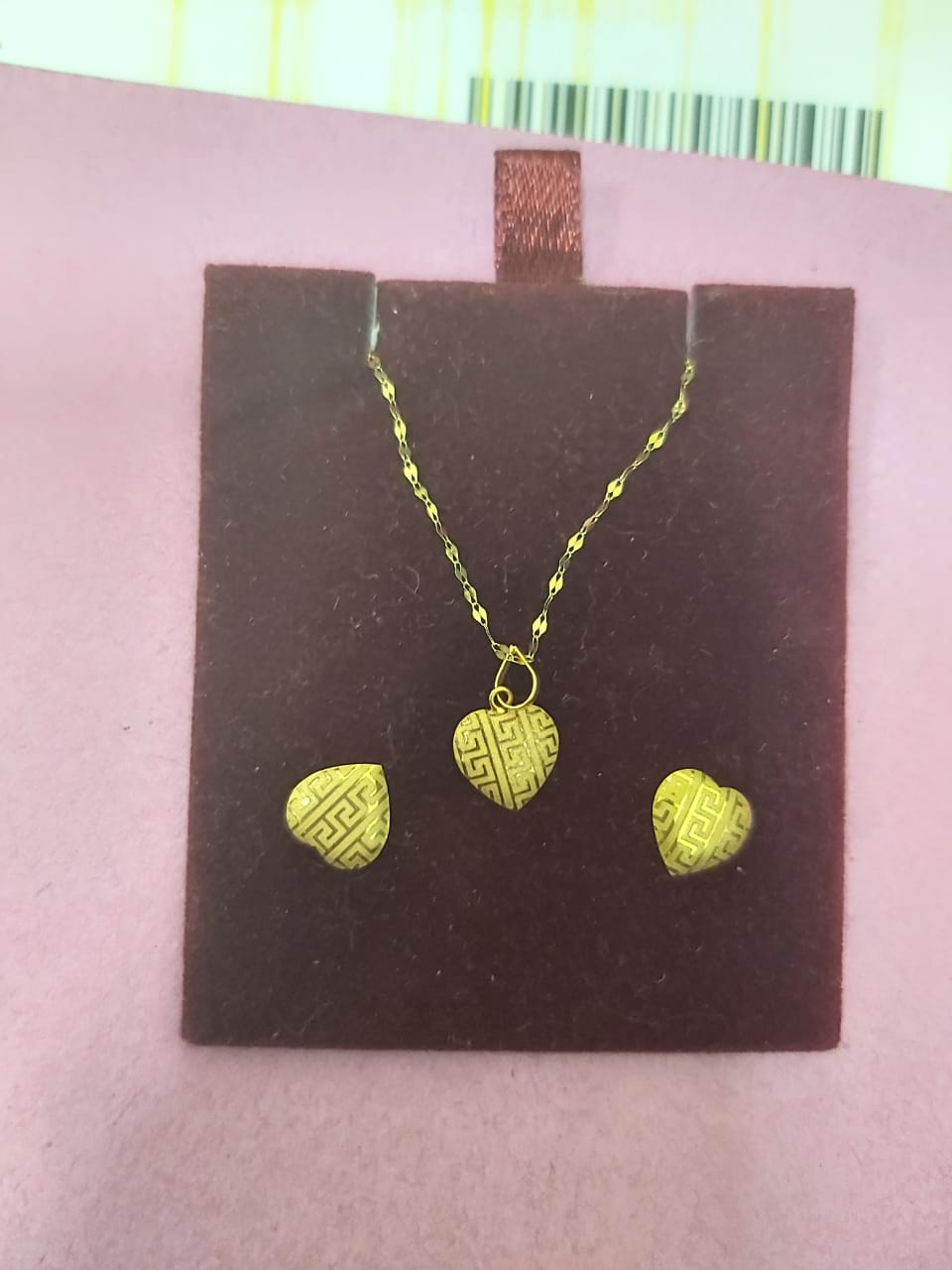 18k Gold VS Heart Jewelry Set