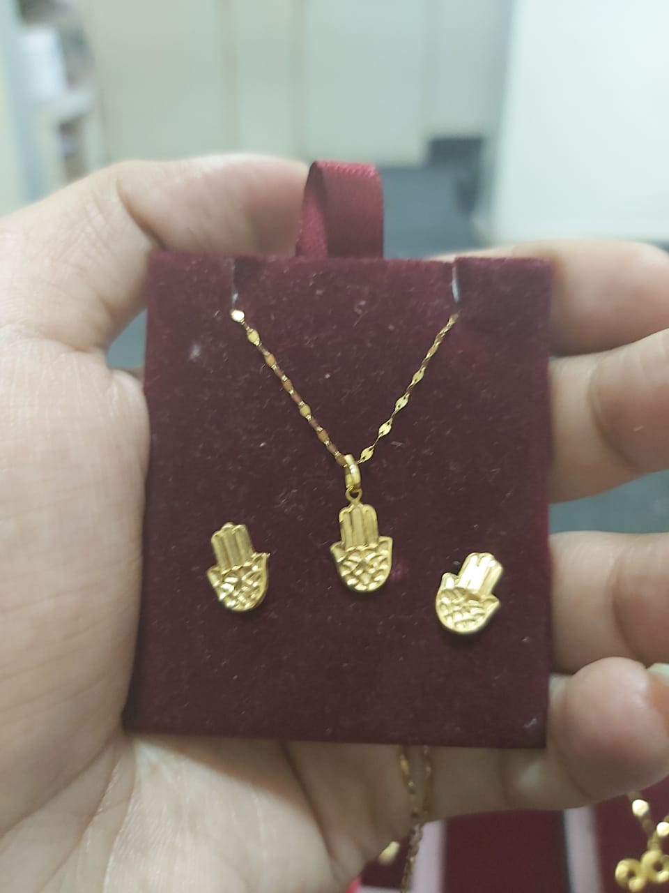 18k Gold Hamsa Jewelry Set