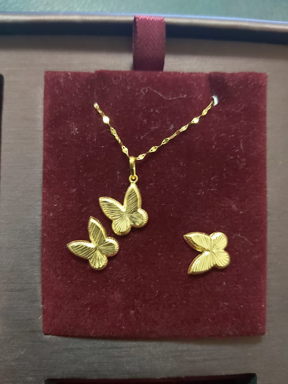 18k Gold Butterfly 2 Jewelry Set