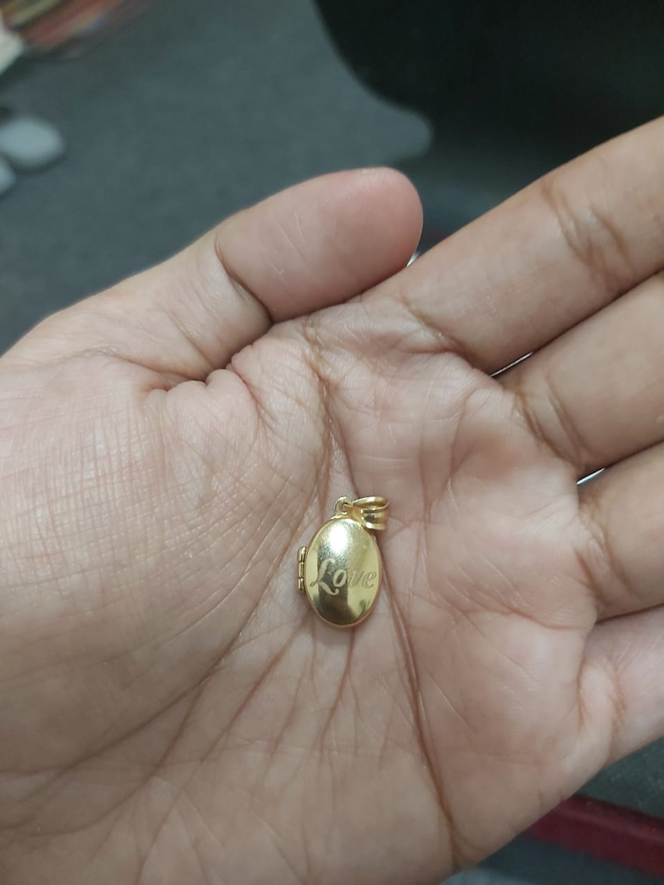 18k Gold Love Locket Pendant