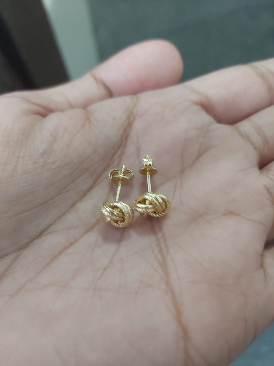 18k Gold Cinnamon Earrings