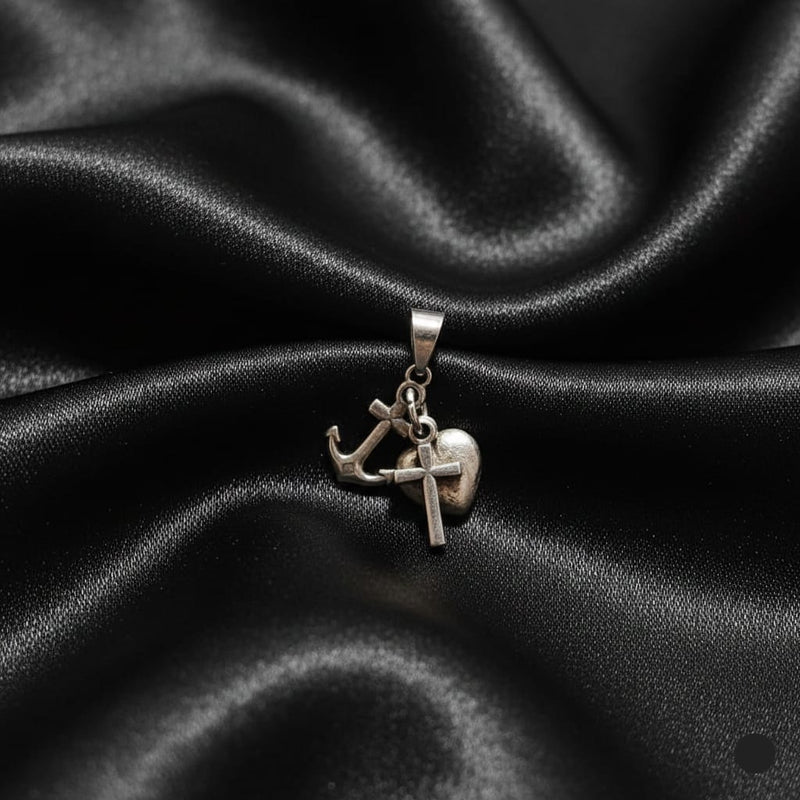 925 Silver Triple Figure Pendant - 925 Silver Pendant - Embellish Gold Jewelry & Diamond