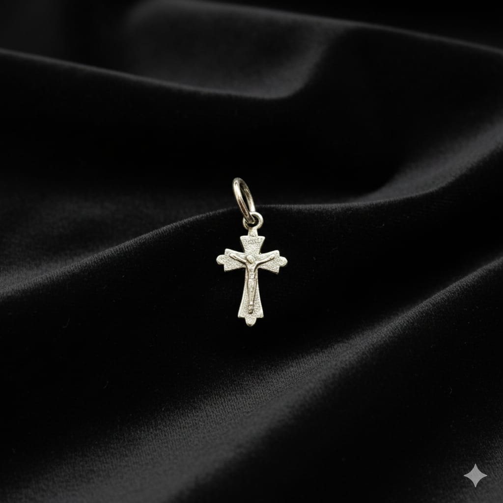 925 Silver Crucifix Pendant