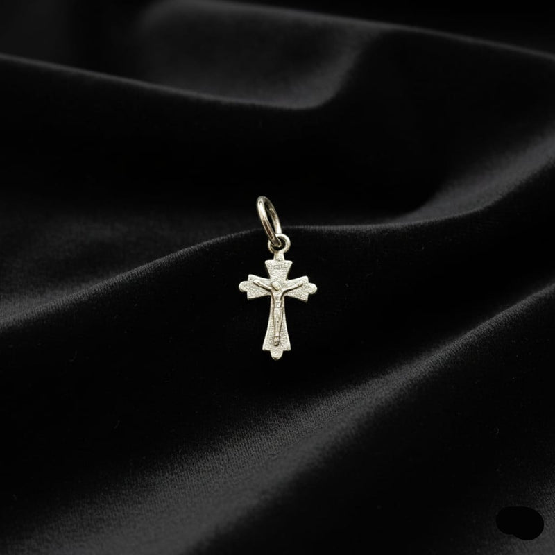 925 Silver Crucifix Pendant - 925 Silver Pendant - Embellish Gold Jewelry & Diamond