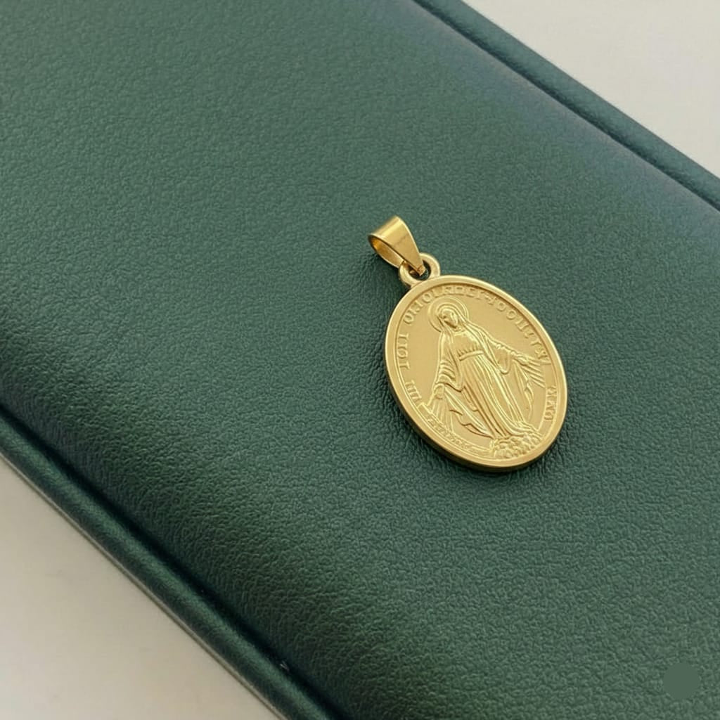18k Gold Mary Oval Pendant - 18k Gold Pendant - Embellish Gold