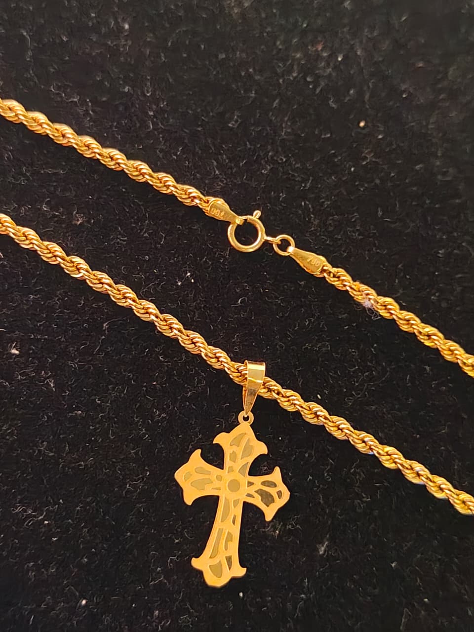 18k Gold Cross Inspired Design Necklace