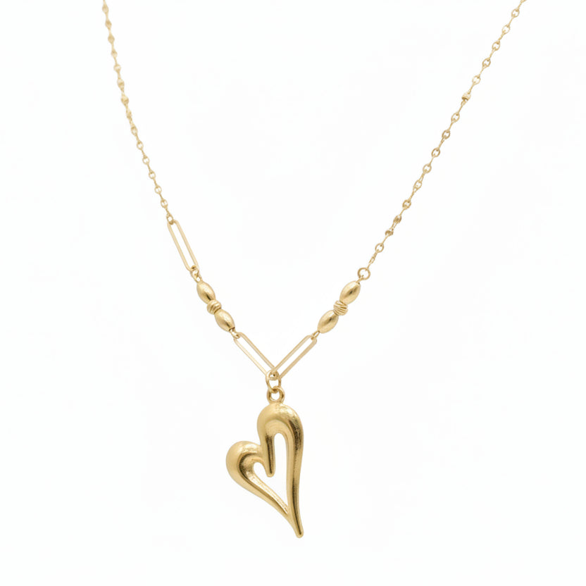 18k Gold Sexy Heart Necklace - 18k Gold Necklace - Embellish Gold Jewelry & Diamond