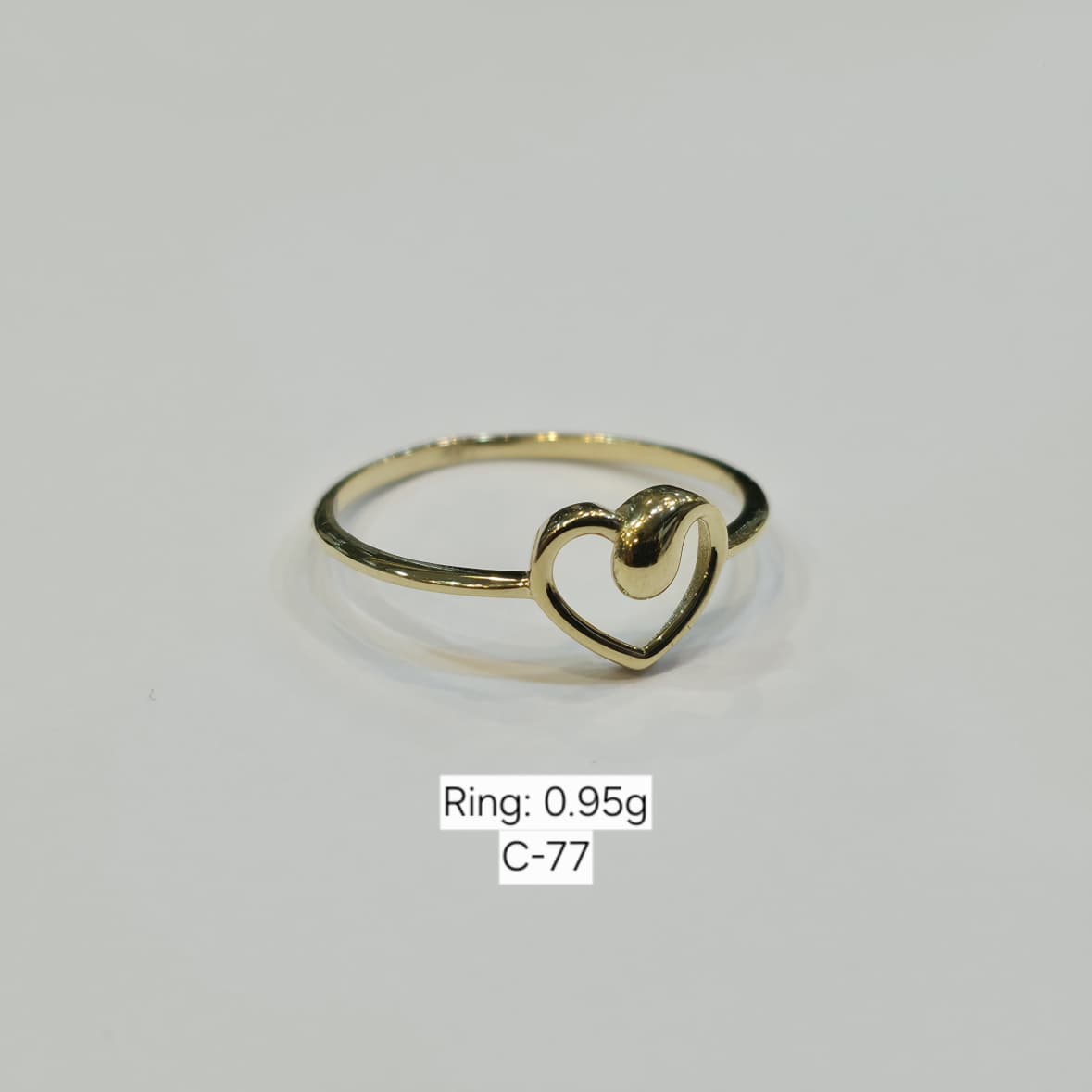 18k Gold Drop Heart Ring