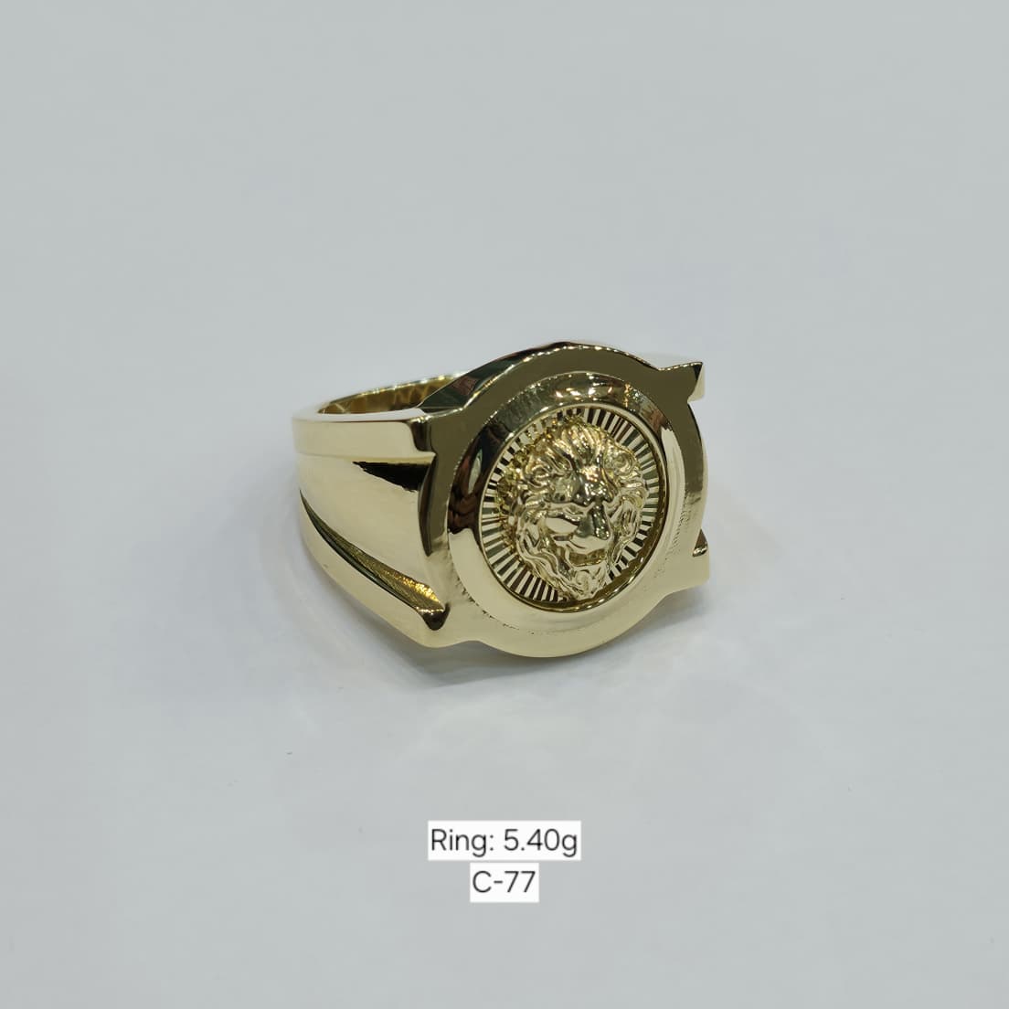 18k Gold Leo Inspired Ring