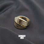 18k Gold Lines Solid Ring