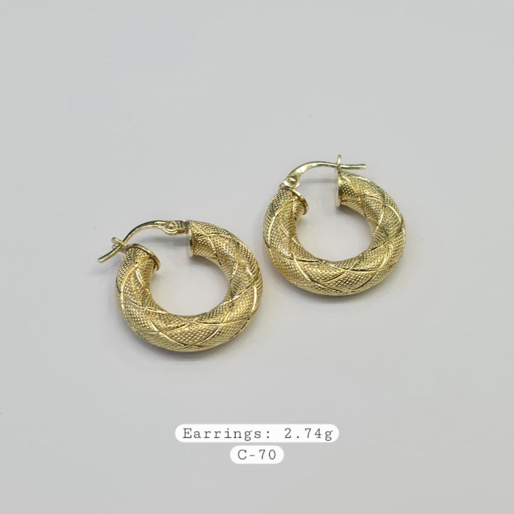 18k Gold Thick Snake Skin Inspired Loop Earrings