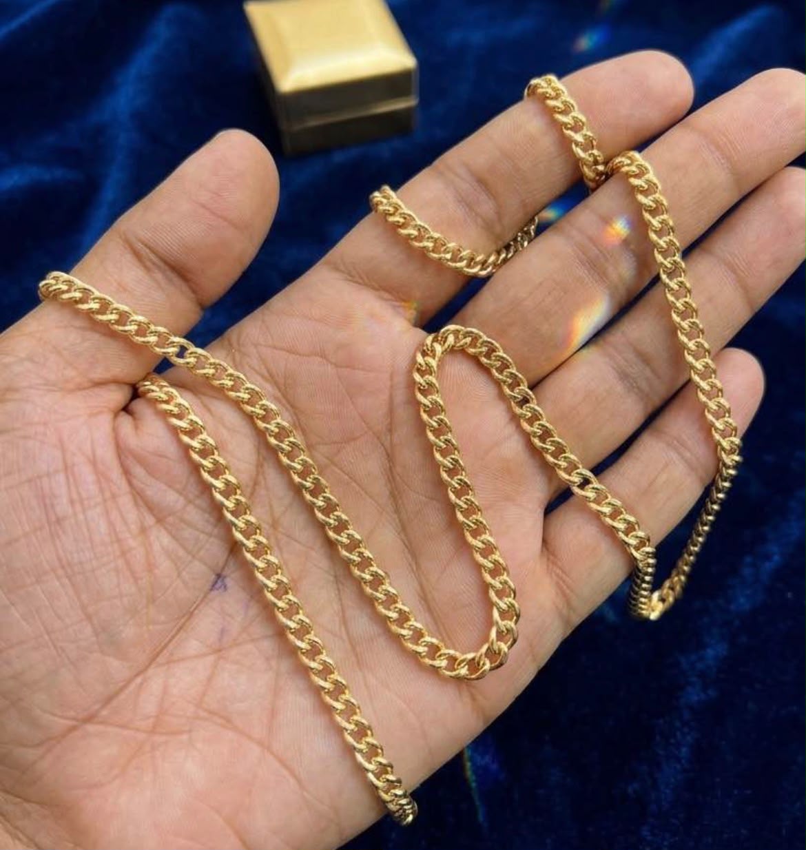 18k Gold Cuban Chain 4